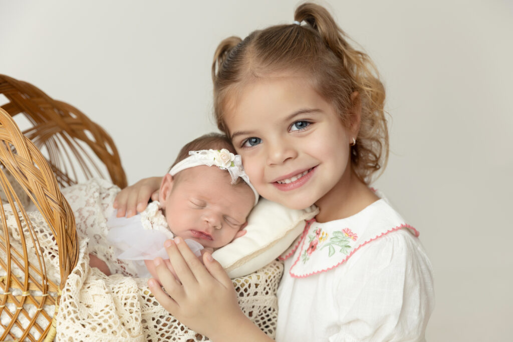 Newborn and sibling photography Middlesex County NJ
